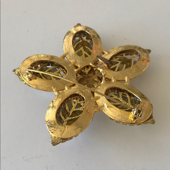 Signed Cara N.Y. Large Gold tone Brooch Bling - Picture 6 of 7